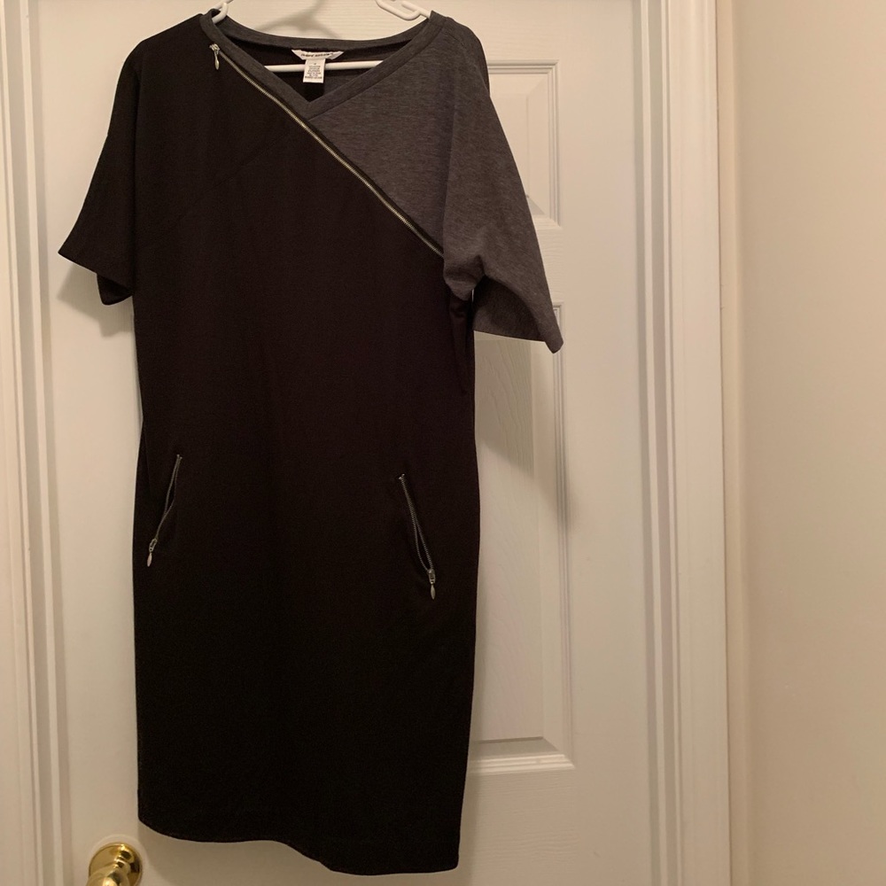 Never worn zipper dress